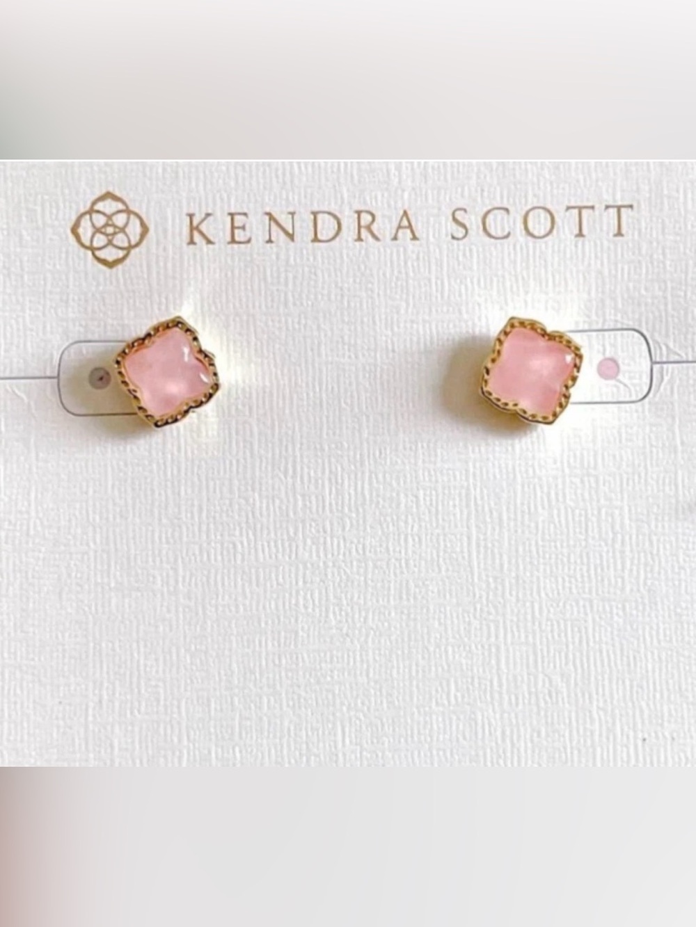 Kendra Scott Mallory Stud Earrings in Pink Rose Quartz
